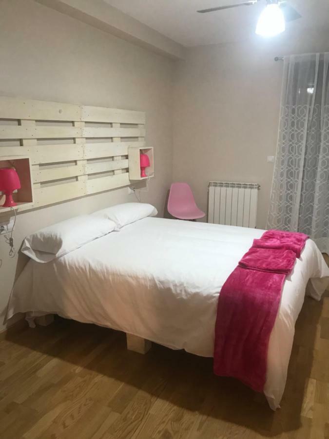 Apartamento Turistico “El Yugo” Arguedas Exteriör bild